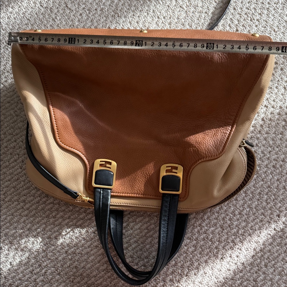 Fendi - Picture 8 of 11